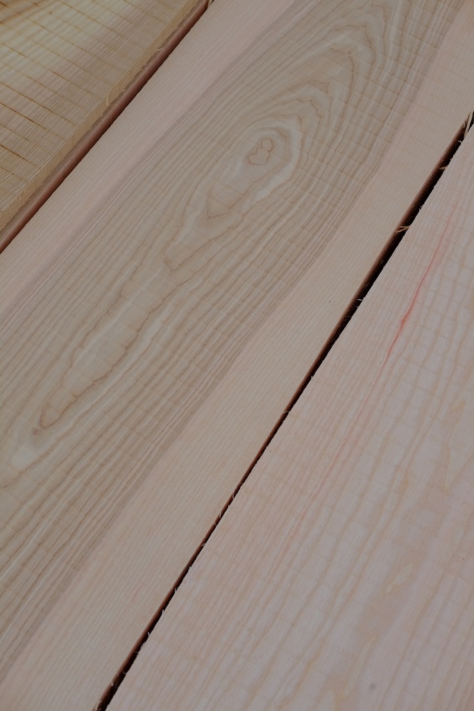 Ash Lumber Edged 40x100upx2500up ABC M12%